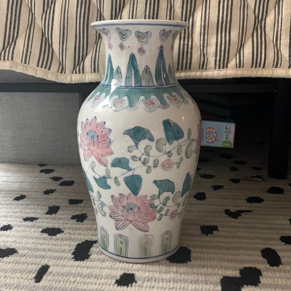 Chinoiserie Vase